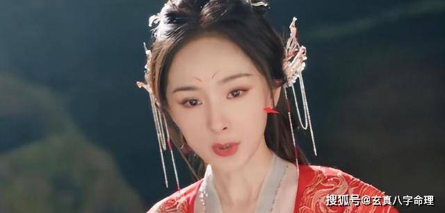 杨幂拒发《狐妖》收官博被骂太势利,本人近照沧桑杨幂近照终于被曝光